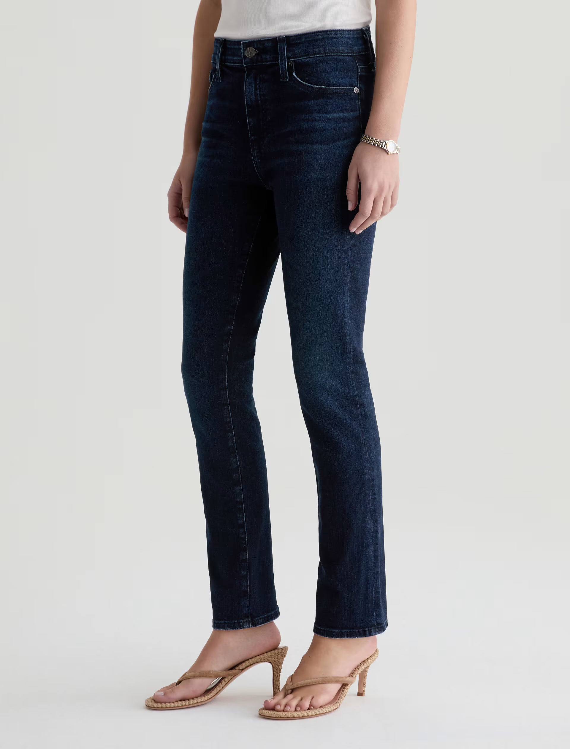 AG Mari Mid Rise Slim Straight in 3 Years Highrise