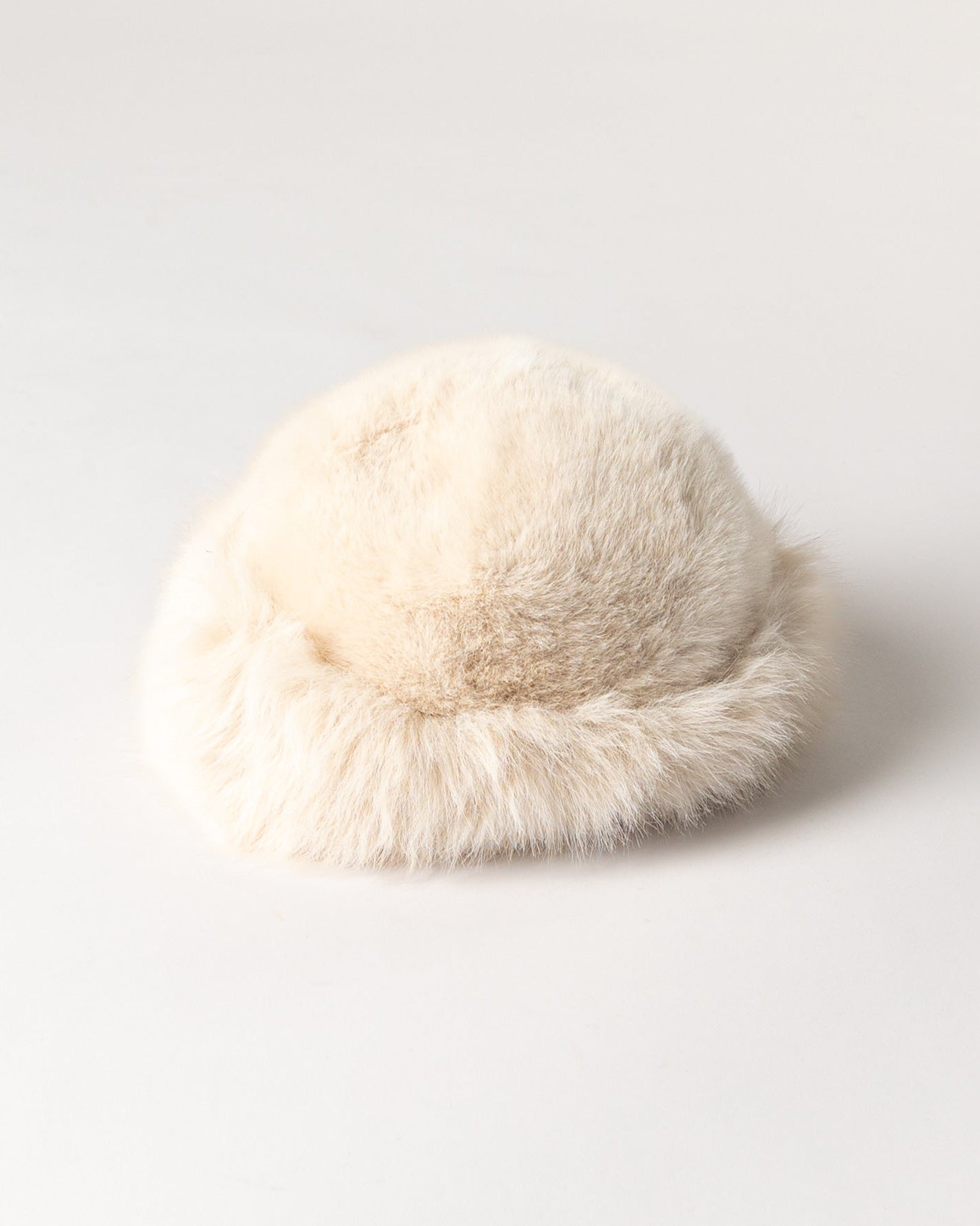 Lyla & Luxe Faux Fur Hat in Arctic