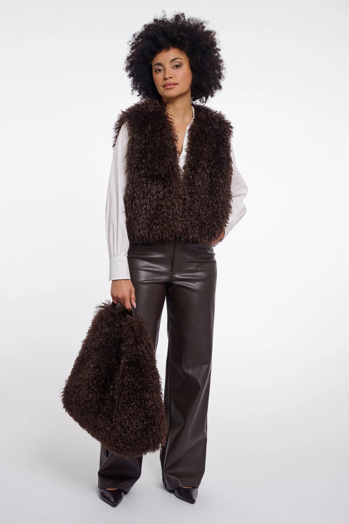 RINO & PELLE Gusta Faux Fur Shoulder Bag in Coffee Roast