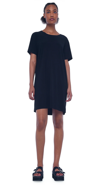 Norma Kamali Short Sleeve Boxy Dress to Knee in Black