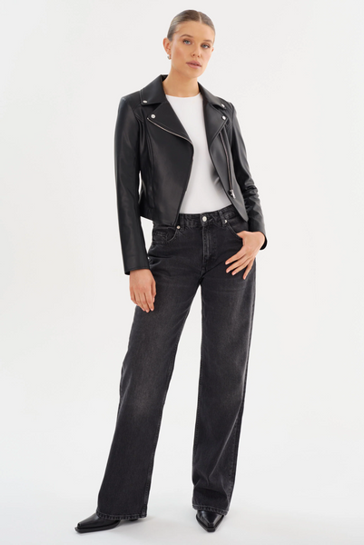 LAMARQUE Pascale Fitted Faux Leather Jacket in Black