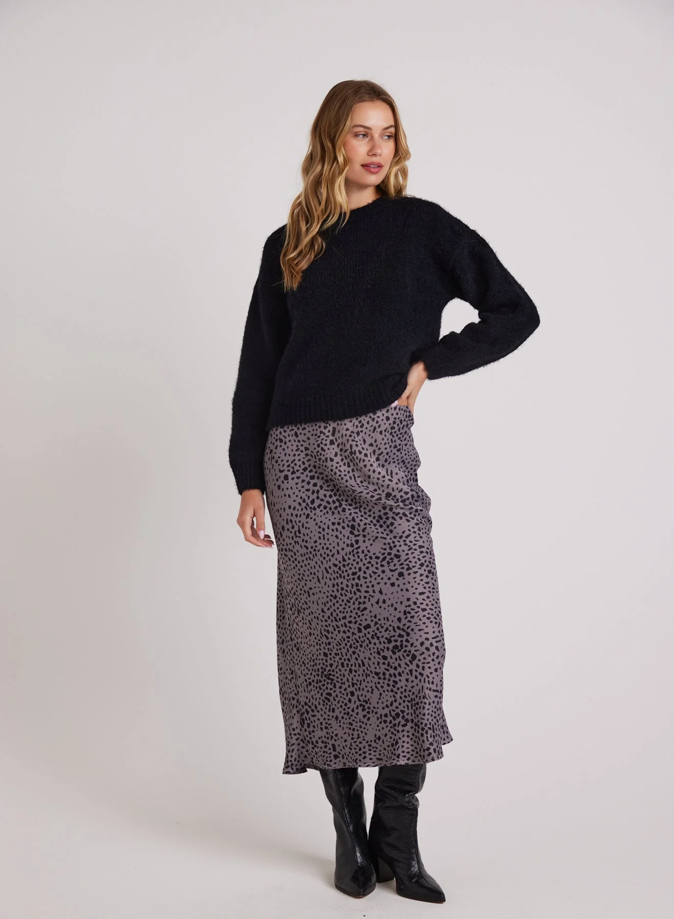 bella dahl abstract dot bias midi skirt in onyx steel