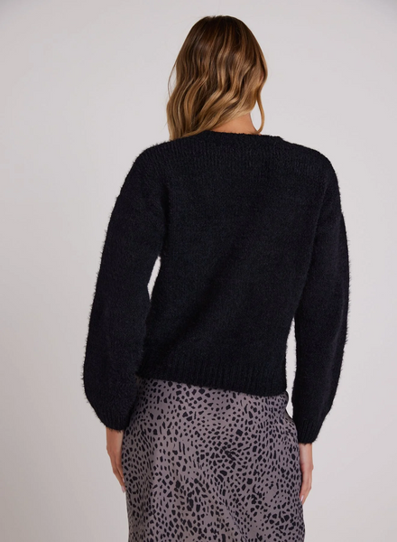 bella dahl fuzzy chenille drop shoulder sweater in black