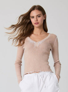 autumn cashmere inked v sweater in sand dollar combo