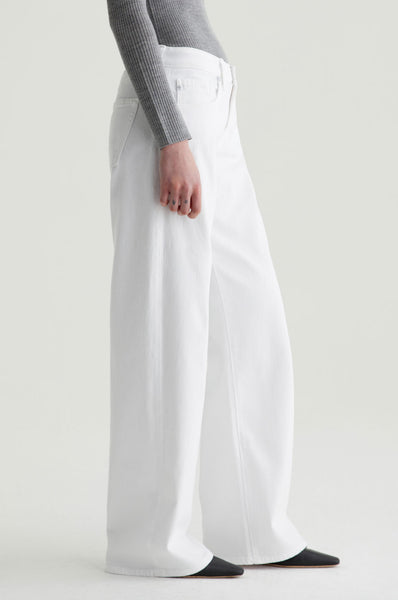 AG Adria Low-Rise Wide Leg Jean in Gallery White