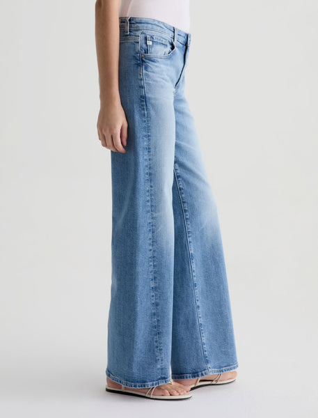 AG Adria Low-Rise Wide Leg Jean in Helios