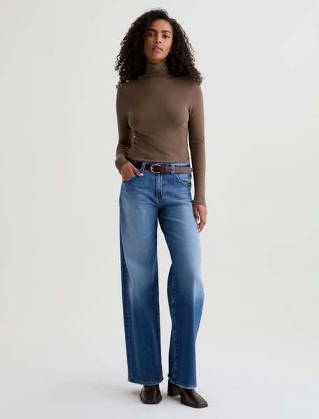 AG Adria Low-Rise Wide Leg Jean in Headline