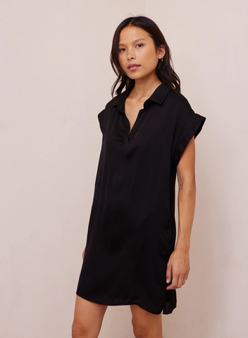 Bella Dahl capsleeve v-neck dress in black