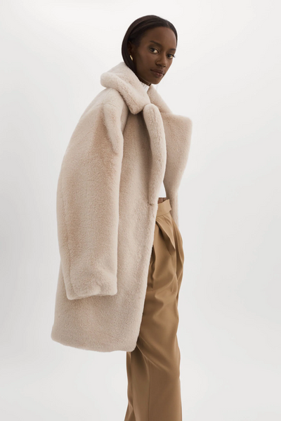 LAMARQUE Linnea Faux Fur Coat in Oat
