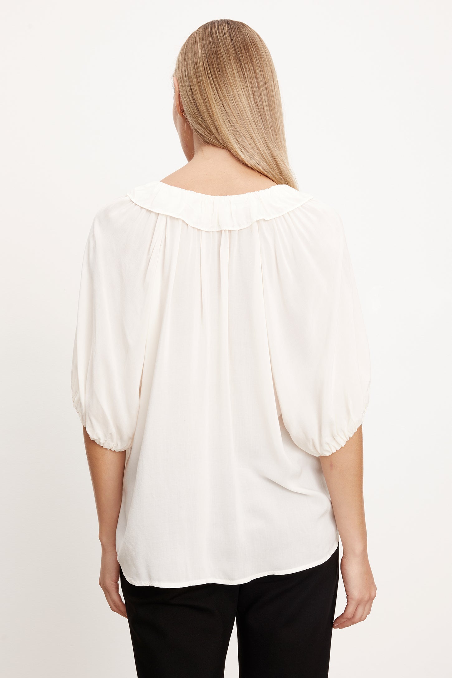Velvet Alegra Rayon Challis Short Sleeve Top in Winter