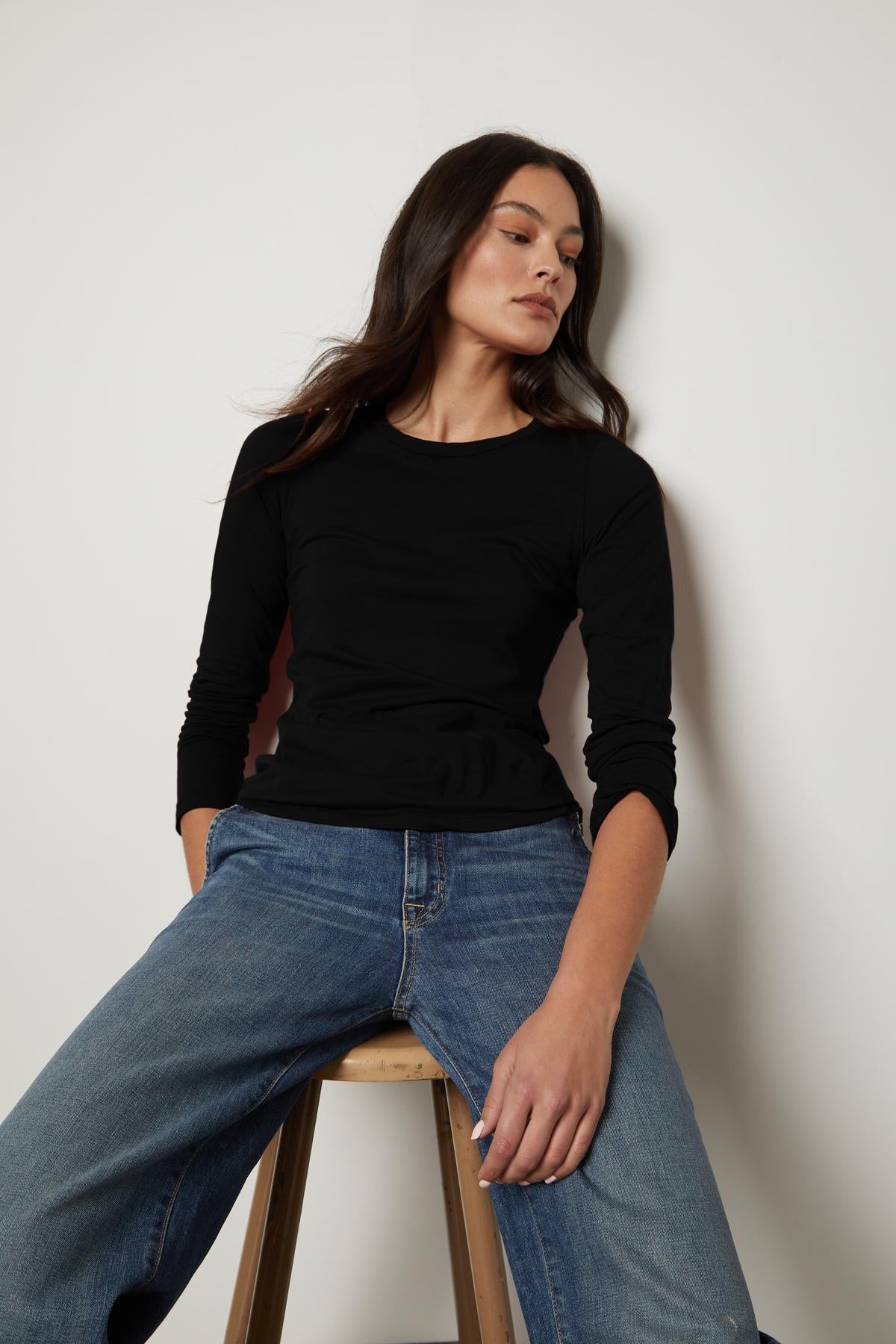 Velvet Zofina05 Gauzy Whisper Classic L/S Top Black