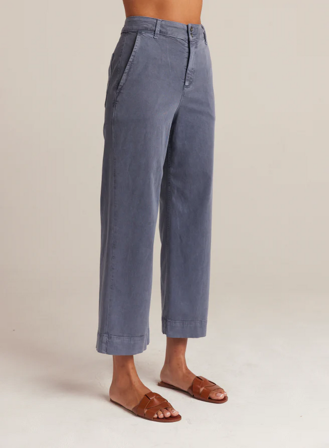 bella dahl Saige wide leg stretch crop jean in Blue Marina