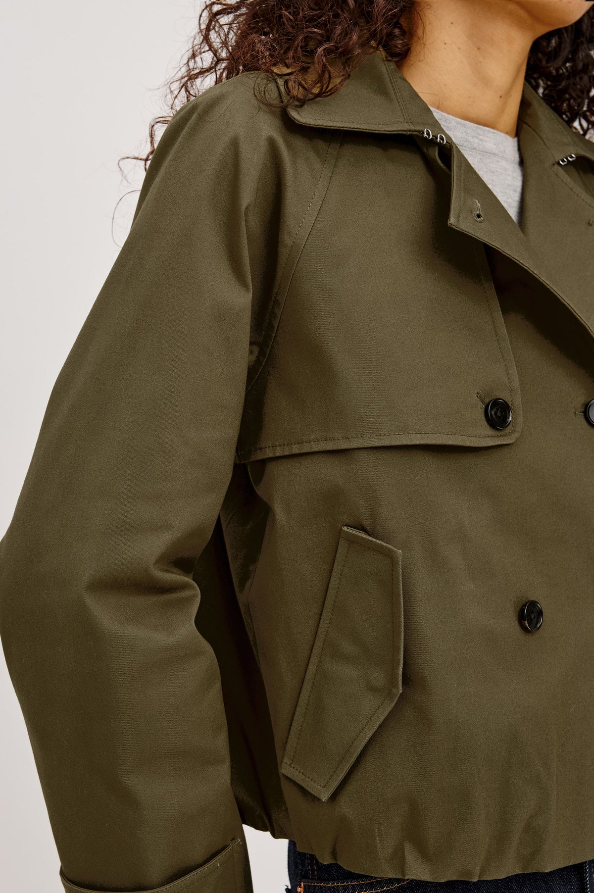 Rails Jett Cropped Trench Jacket in Olive