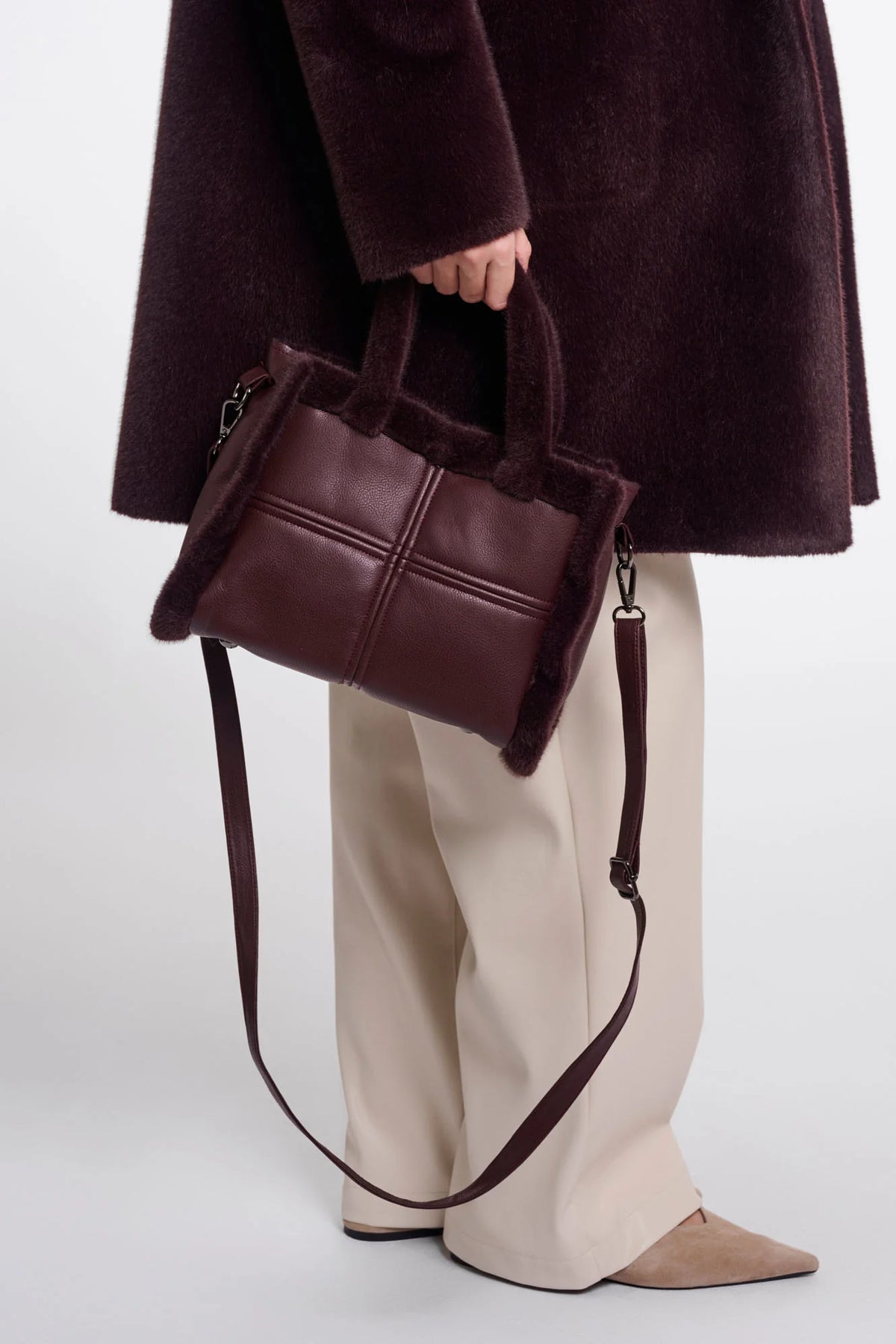 RINO & PELLE Jasha Small Shopper Bag in Fudge Cloak