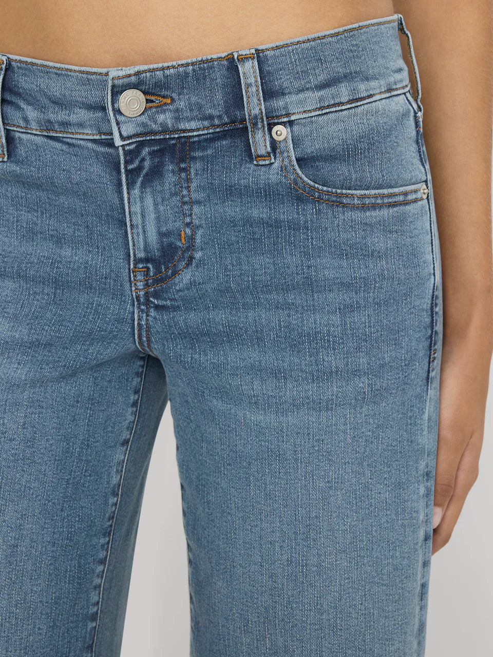 FRAME Le Slim Hi Rise Palazzo Long Jean in Gossamer