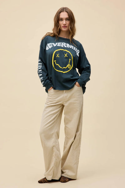 Daydreamer Nirvana Nevermind Smiley Merch L/S in Vintage Black