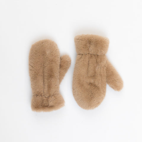 Lyla & Luxe Fuzzy Mitten in Camel