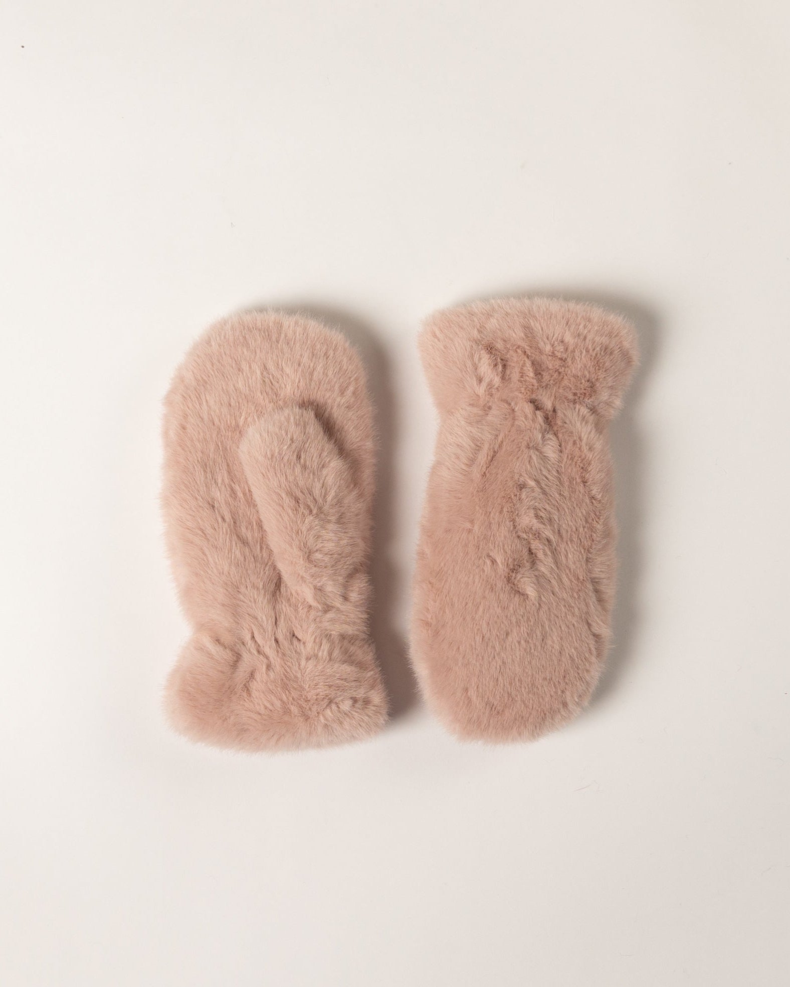 Lyla & Luxe Faux Fur Luxe Mittens in Rose