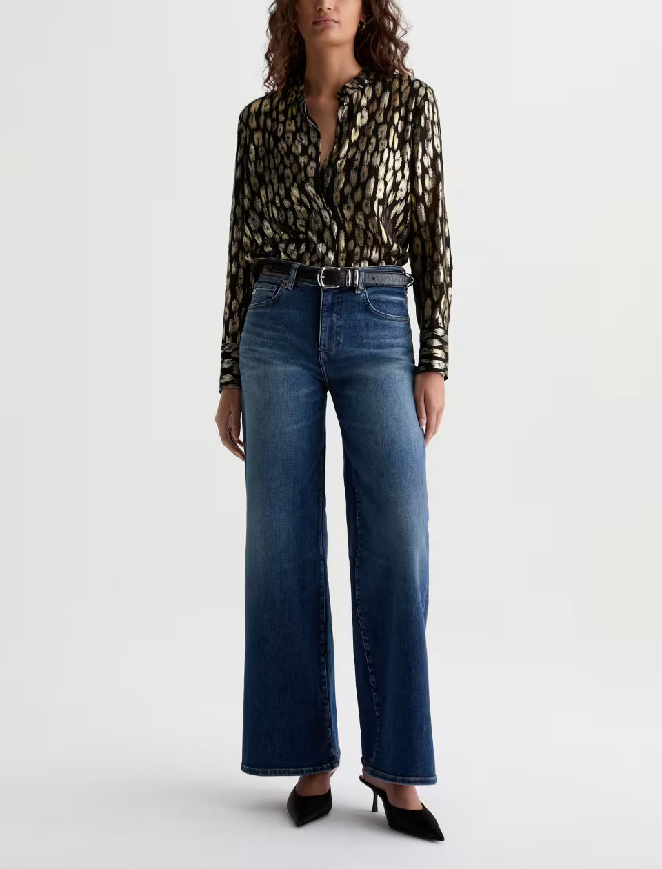 AG Saige Mid-Rise Wide Leg in 14 Years Bluegrass
