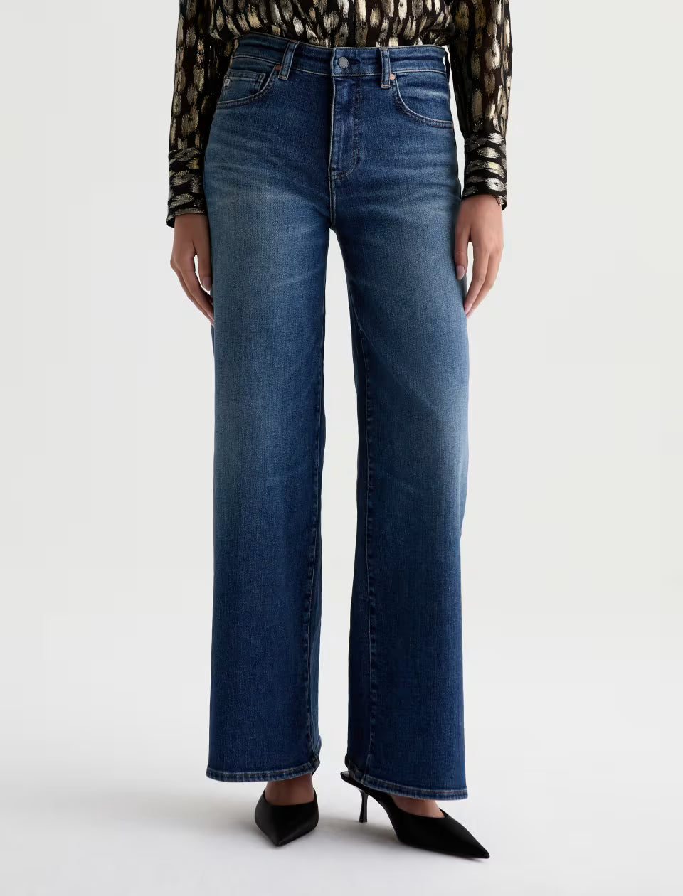 AG Saige Mid-Rise Wide Leg in 14 Years Bluegrass