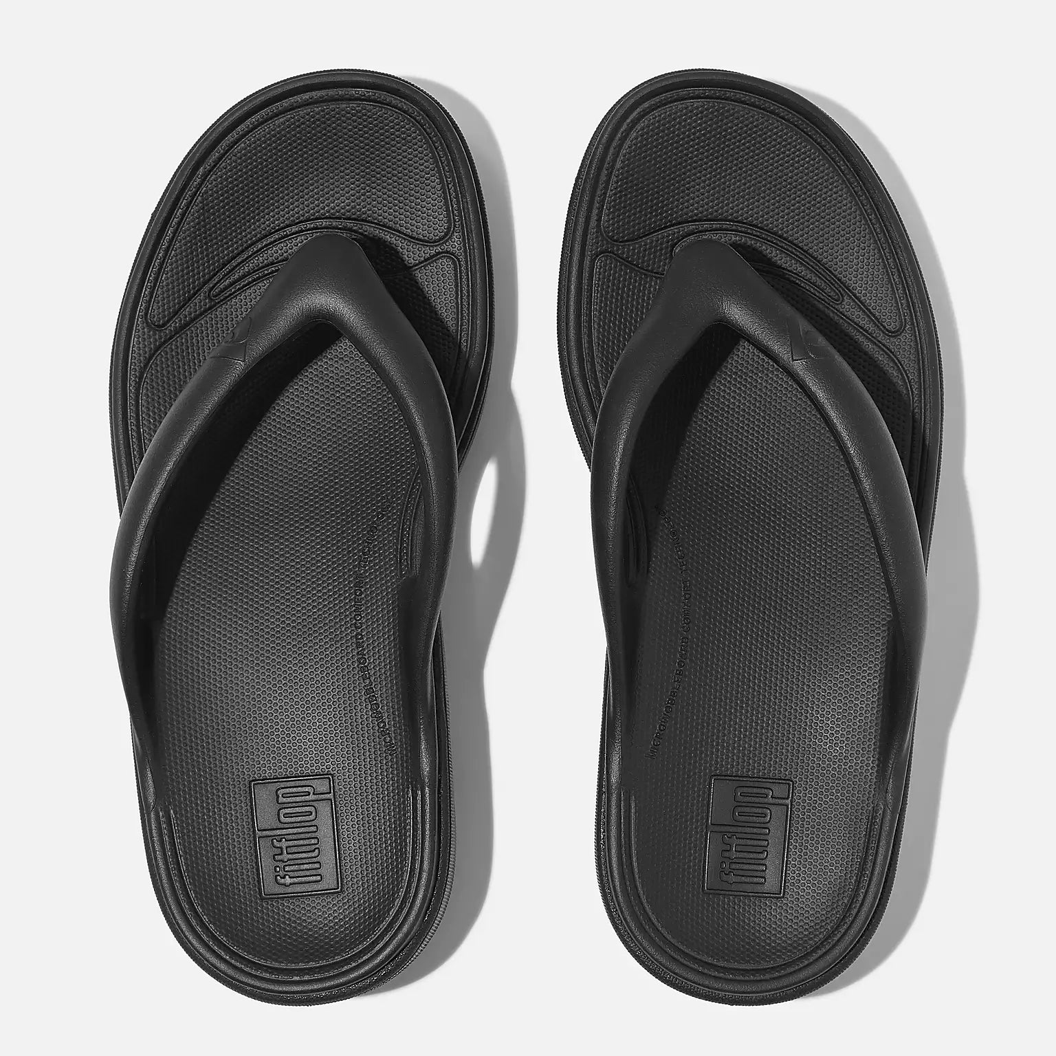 FitFlop RELEIFF  Recovery Toe-Post Sandals in Black