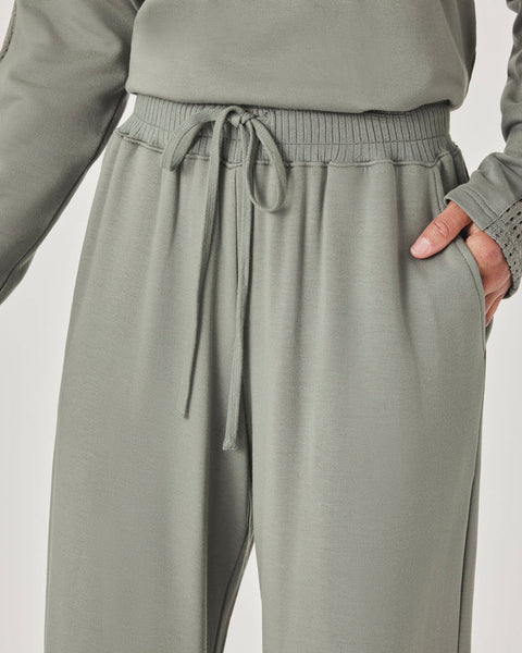 Splendid Jada Full Length Sweatpant in Eucalyptus
