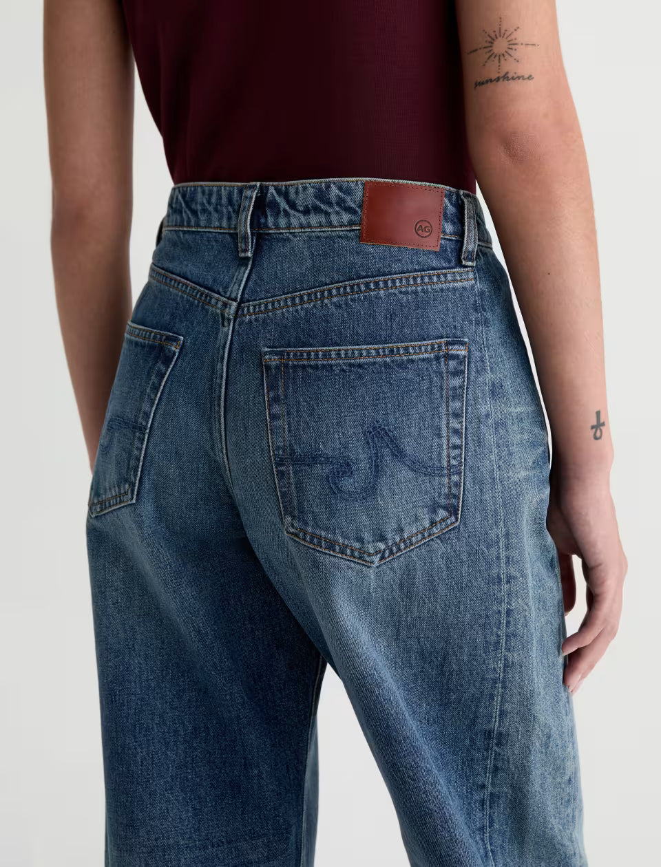 AG Hattie High-Rise Barrel Jean in 10 Years Frontline