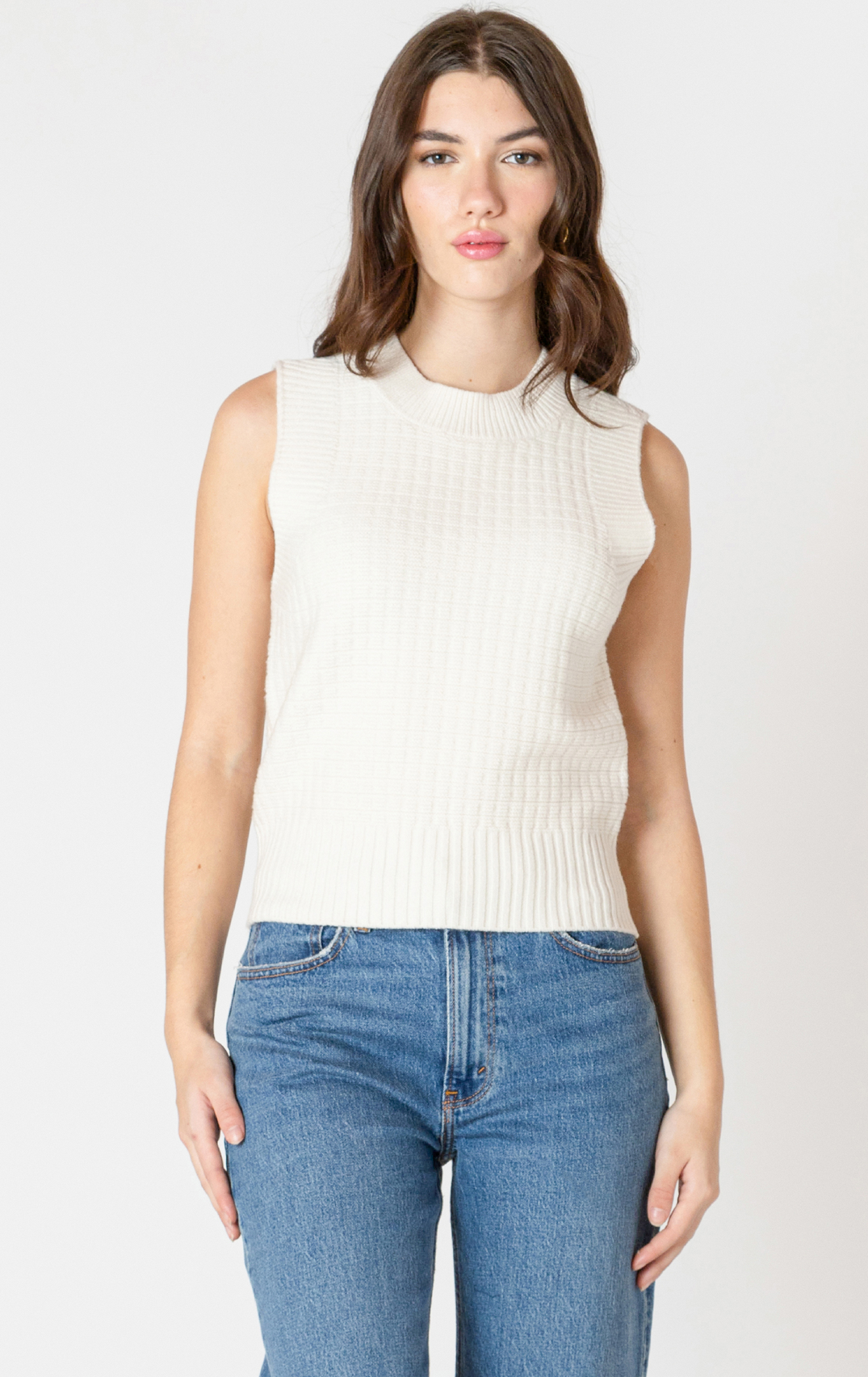 Black Tape Textured Stitch Sweater Tank in Cream