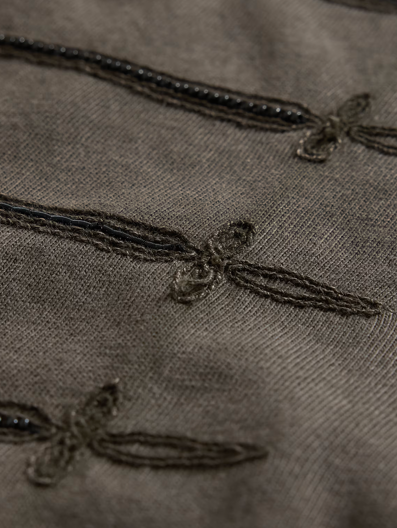 John Varvatos SWORD PIPING Tee in Teakwood