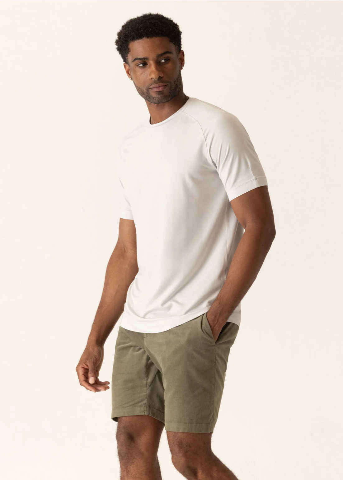 DEKE SS Raglan Scallop Crew T-Shirt in Soft Techno Jersey - Stone