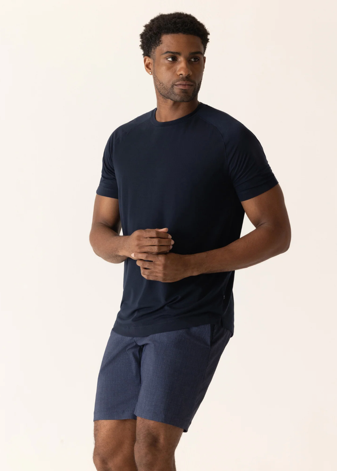 DEKE SS Raglan Scallop Crew T-Shirt in Soft Techno Jersey - Midnight