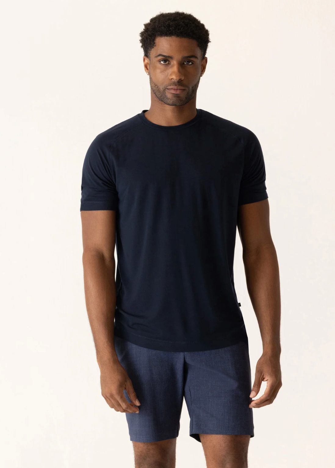 DEKE SS Raglan Scallop Crew T-Shirt in Soft Techno Jersey - Midnight