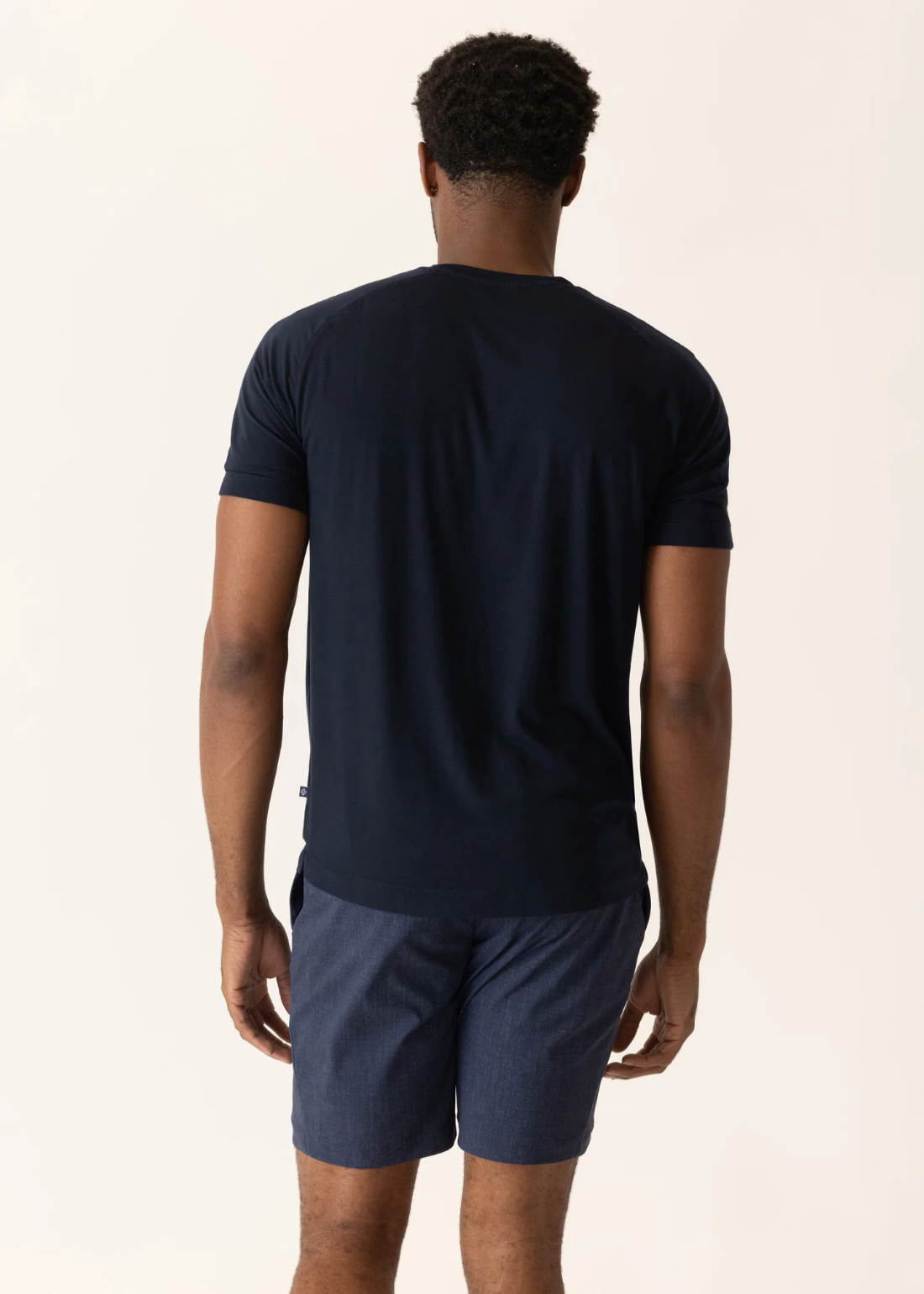 DEKE SS Raglan Scallop Crew T-Shirt in Soft Techno Jersey - Midnight