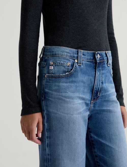 AG Brinley Mid-Rise Straight Crop Jean in 17 Years Mystery