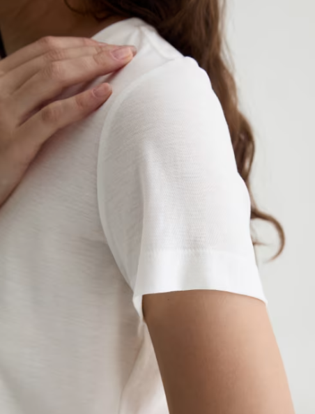 AG Zoie Essential S/S Tee in White