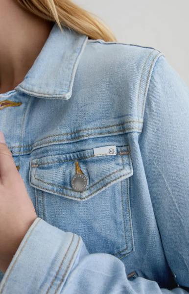 AG Robyn Slim Denim Jacket in Kings River