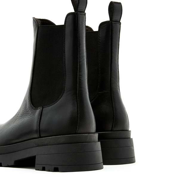 Sister Soeur Gemma Leather Chelsea Boot in Black
