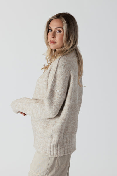 Lyla + Luxe Tanya Ribbed Cuff Sweater in Oat Mix