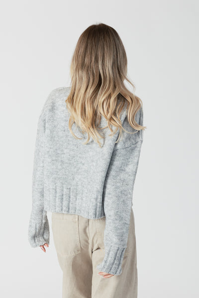 Lyla & Luxe Timmy Short Crewneck Sweater Grey Marl