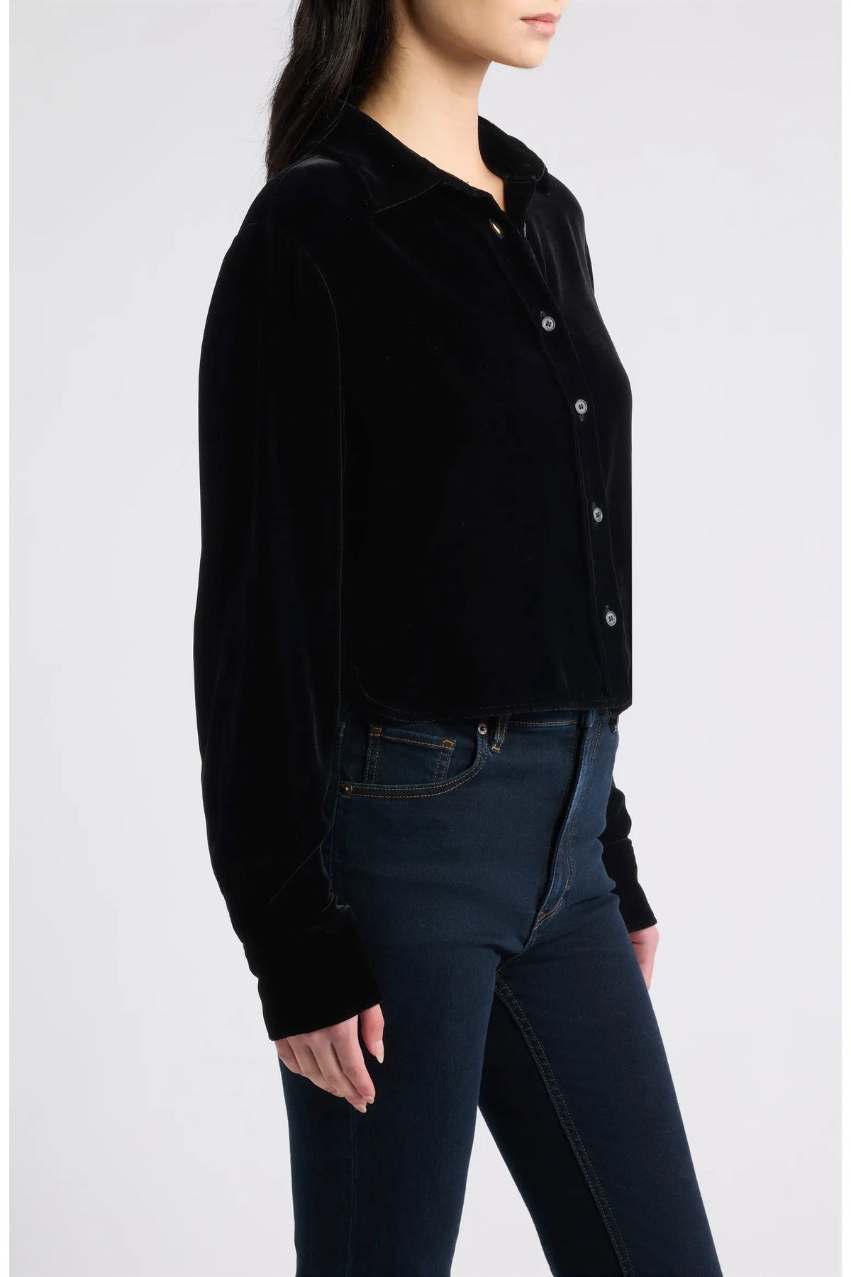 FRAME The Velvet Charles Shirt in Black