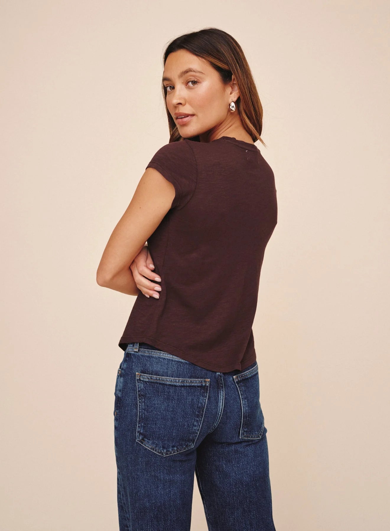 Bella Dahl Baby Crew Tee in Chestnut Brown