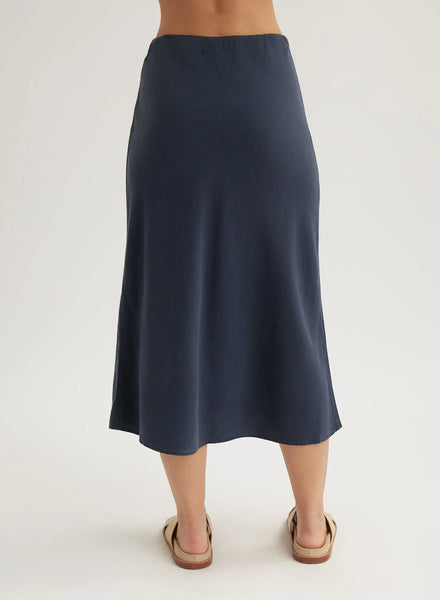 bella dahl soft touch tencera bias midi skirt endless sea