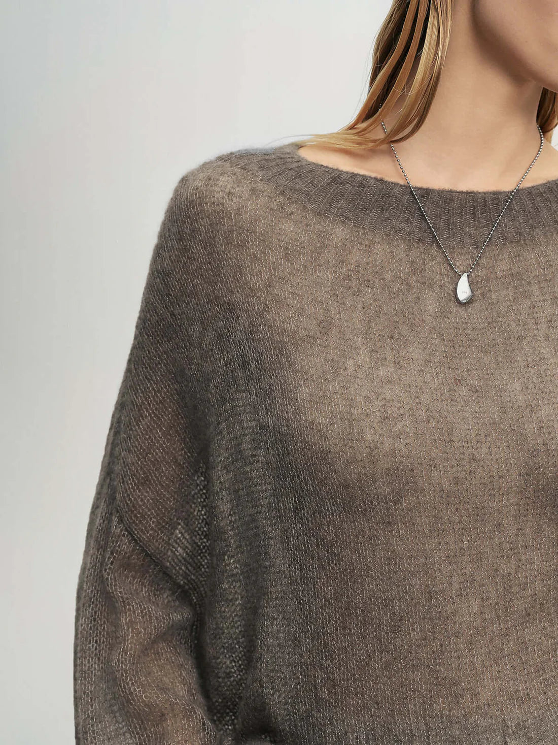 Meilleur Moment Round Neck Sweater in Raw Velvet Brown