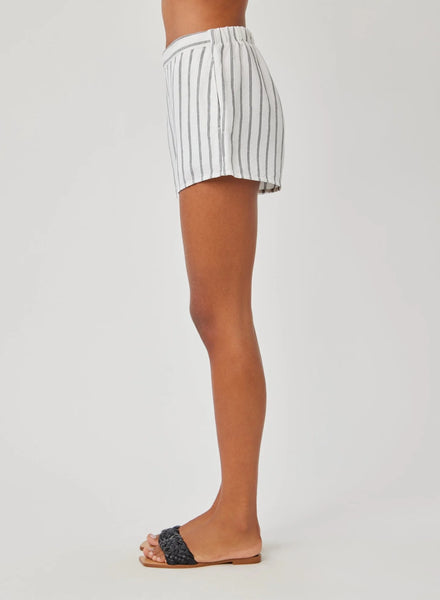 Bella Dahl Clean Front Short in Makena Beach Stripe