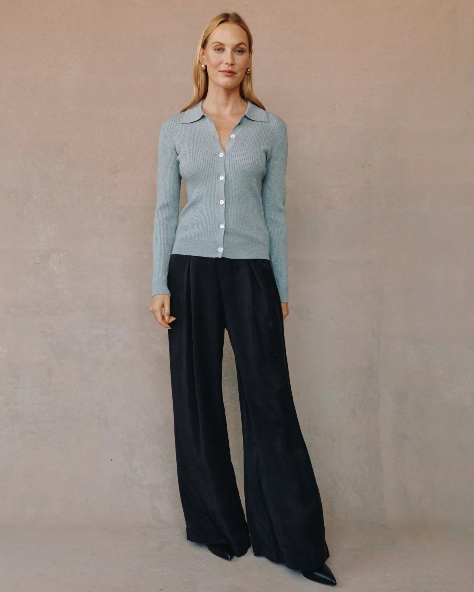 Bella Dahl Collared Button Down Sweater in Heather Grey