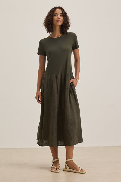 Velvet Itza07 Cotton Slub Short Sleeve Dress in Hedge