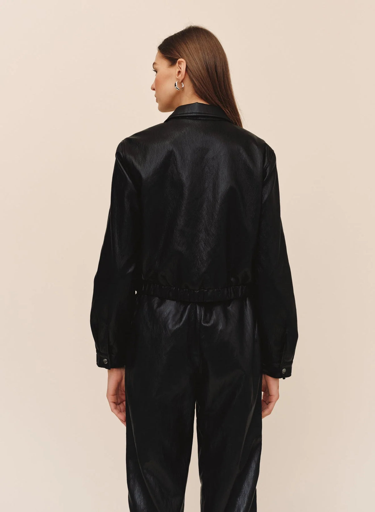 Bella Dahl Cropped Bomber Jacket in Black