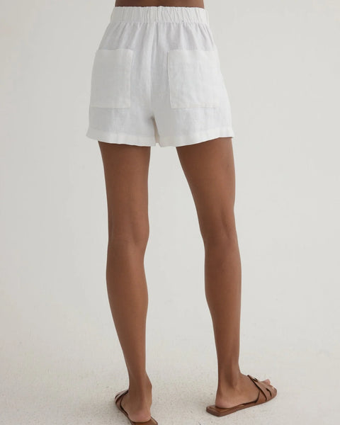 Bella Dahl Double Pleat Short in White