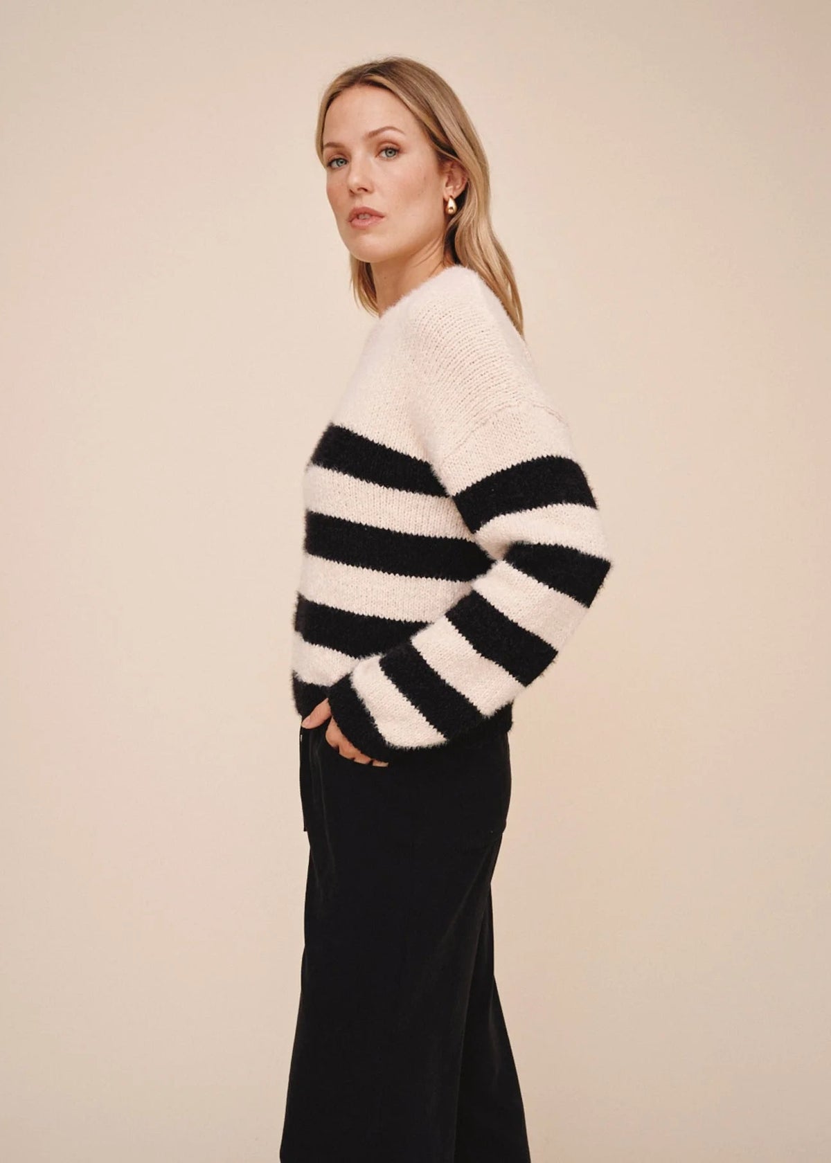 Bella Dahl Drop Shoulder Sweater in Clay Stone