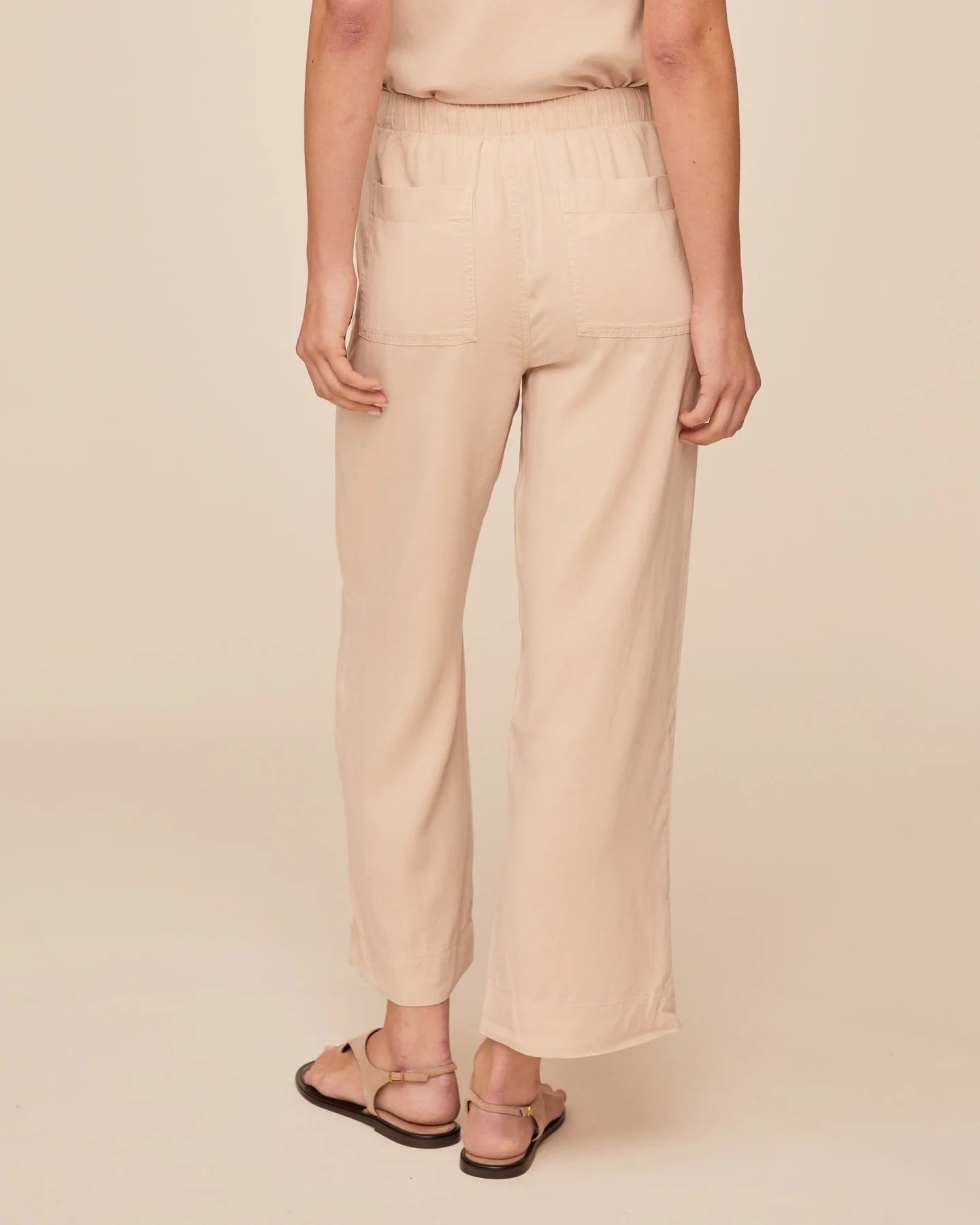 Bella Dahl Easy Pocket Wide Leg Crop in Linen Sand